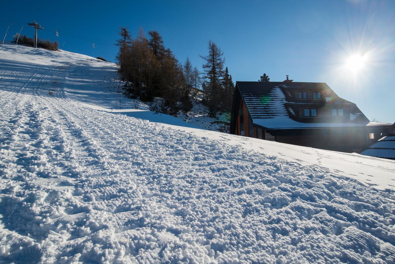 Apartments Zvoh, Krvavec, Ski-in, Ski-out Cerklje na Gorenjskem Extérieur photo